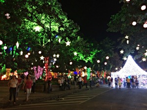 Holiday lights at Parque de Sabaneta