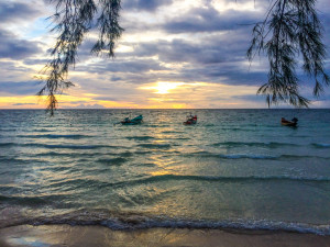 Colorful sunsets on Sairee Beach